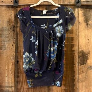 Sweet Pea Floral Blouse - Navy and White- NWOT